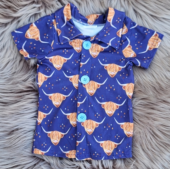 Other - Highland cow shirt